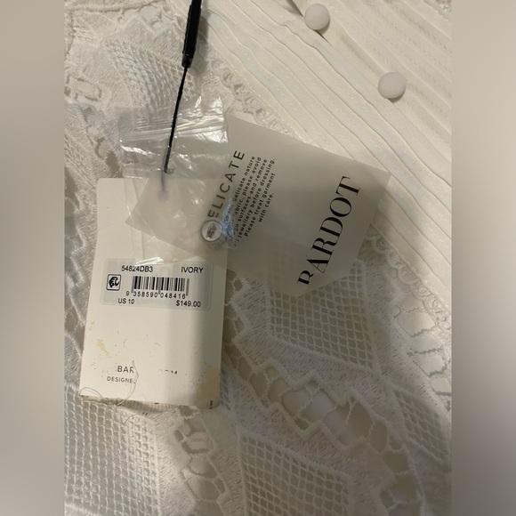 Bardot Remy Lace Dress size XL NWT - Picture 9 of 11